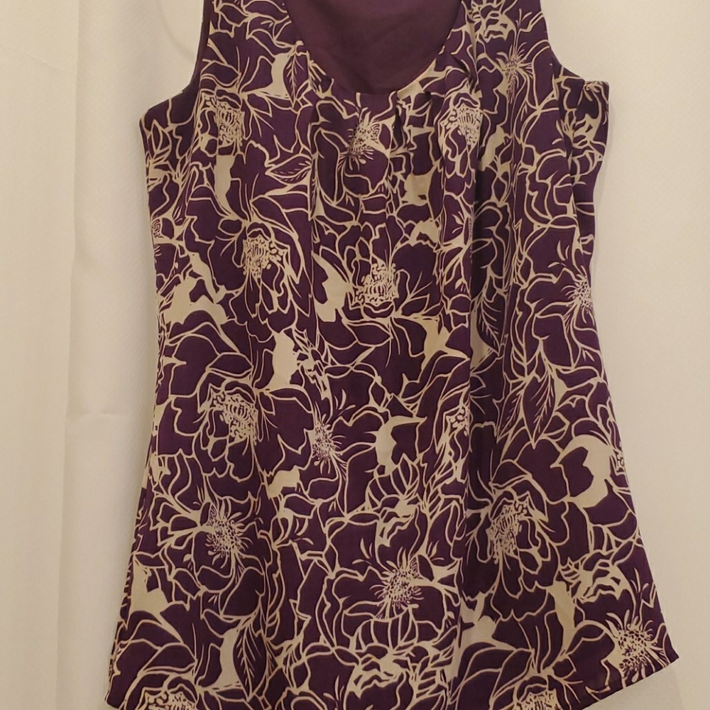 Banana Republic silky purple tank